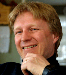 THE SINGING NEIGHBORHOOD Interview with ?ystein Fevang, musician, singer, conductor and man of culture